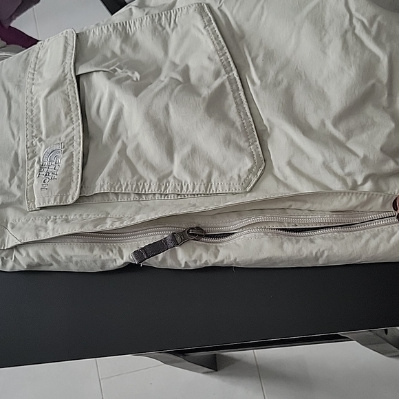 EUC North Face Women's Snow/Ski/Board Pants - Picture 6 of 7